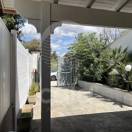 Apartment Monolocale Mhysa - A 10m By Cala Salento